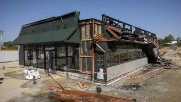 Под Тулузой подожгли McDonald’s: акция в поддержку Палестины