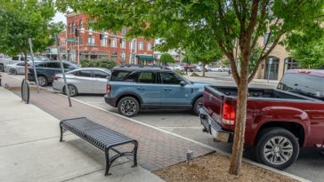 В Бельгии отменяют чередующуюся парковку: что это значит для водителей?