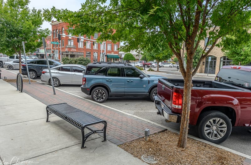 В Бельгии отменяют чередующуюся парковку: что это значит для водителей?