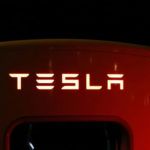 Tesla в свободном падении: Европа отворачивается от Маска и делает ставку на китайские электрокары