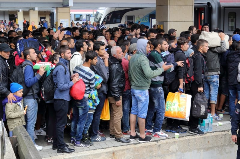 Нидерланды отказываются отправлять беженцев в Бельгию: условия признаны негуманными