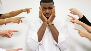 Валлонские соискатели подвергаются дискриминации на фламандском рынке труда: устаревшие стереотипы ограничивают их шансы