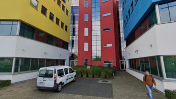 Социальные работники Брюгге протестуют против сокращения выплат по безработице