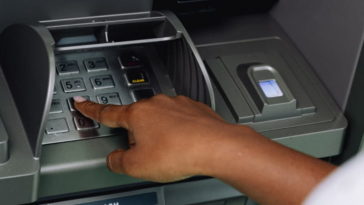 Банковские переводы по-новому: стартует проверка имен и счетов