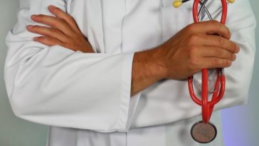 Медработники Бельгии потеряют до 175 евро из-за отсрочки индексации