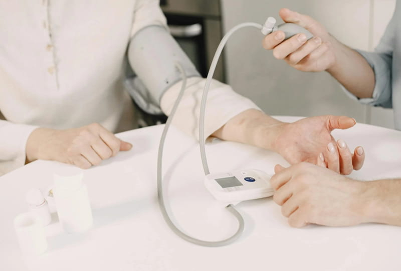 Борьба с обманом: подозрительные справки будут проверять повторно