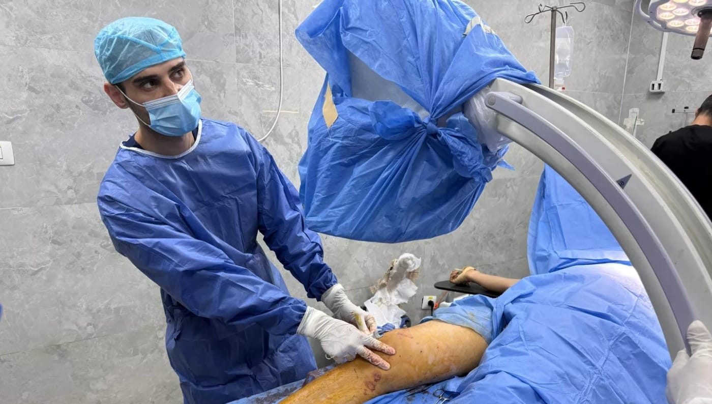 Месяц ада: как хирург из Нидерландов спасал жизни в Газе