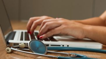 Бельгия ограничит медицинские доплаты с 2028 года: не более 25% сверх тарифа