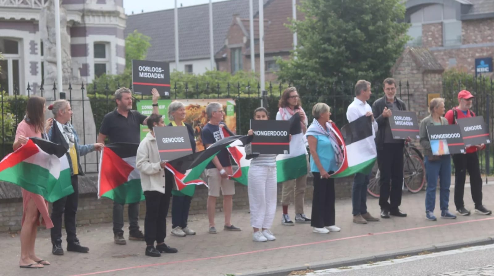 Каждый вечер в 19:48: память о Накбе объединяет бельгийцев