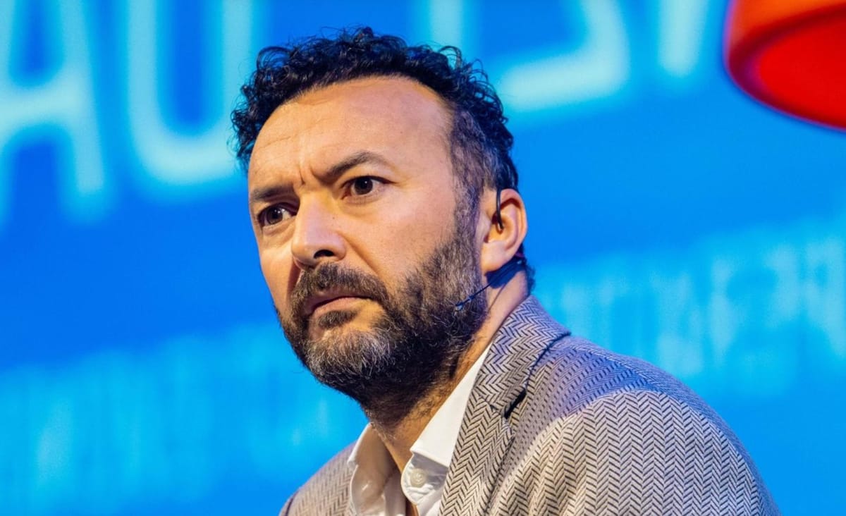 «Ваше молчание делает вас соучастником»: актёр Насрдин Дчар обратился с открытым письмом к королю Нидерландов