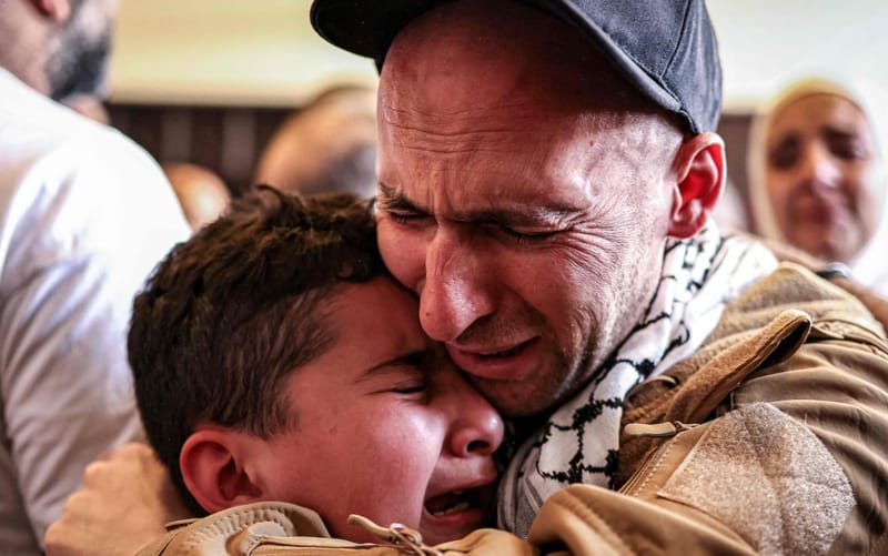 «“Это был не изолятор, а бойня”: свидетели о пытках в израильских тюрьмах»