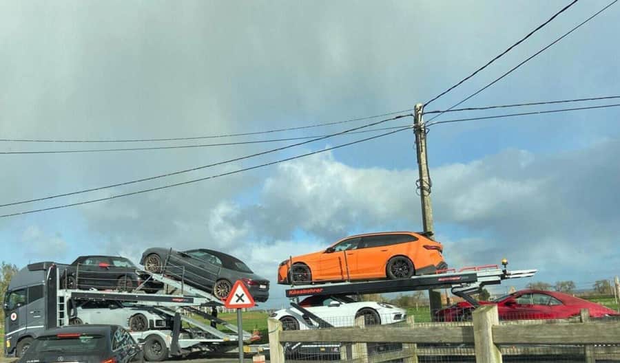 Всего было конфисковано 17 автомобилей класса люкс.