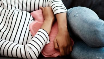 Менструальные сбои после вакцинации: что показывают тысячи жалоб женщин