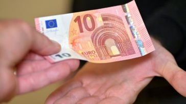 Всё меньше работников в Бельгии считают свою зарплату справедливой