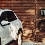 Штраф 117 евро грозит тысячам владельцев электромобилей в Бельгии