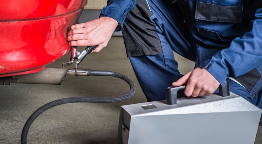 Дизельный «туризм»: почему фламандцы едут на техосмотр в Валлонию