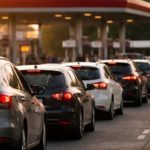 Бензин может подорожать до 2,30 евро за литр: что советуют экономисты водителям