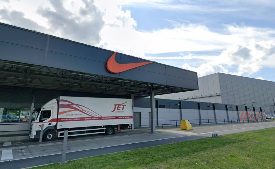 Nike планирует сократить более 400 рабочих мест на логистической базе в Бельгии