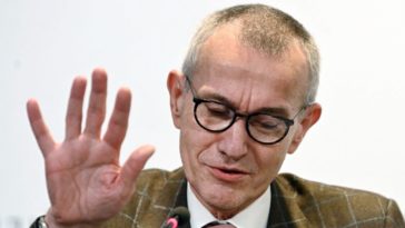 Экономия или угроза? Новая политика по лекарствам вызвала волну критики