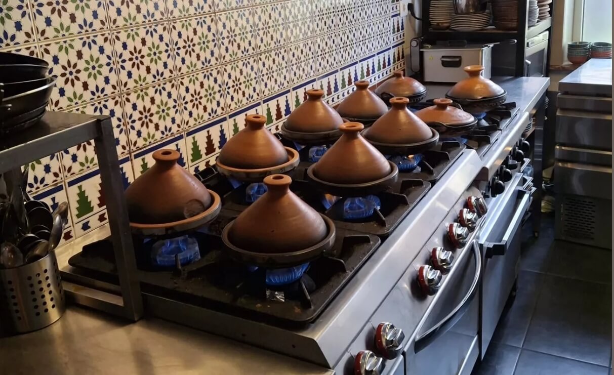 Шеф-повар Дрисс хочет перейти на 1 большой тажин